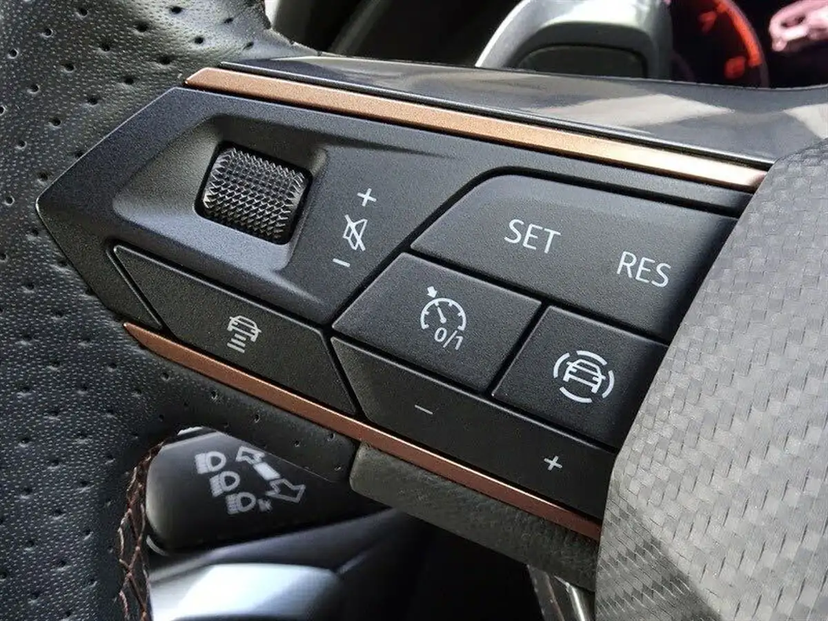 2022-cupra-formentor-15-tsi-v2-dsg-big-28
