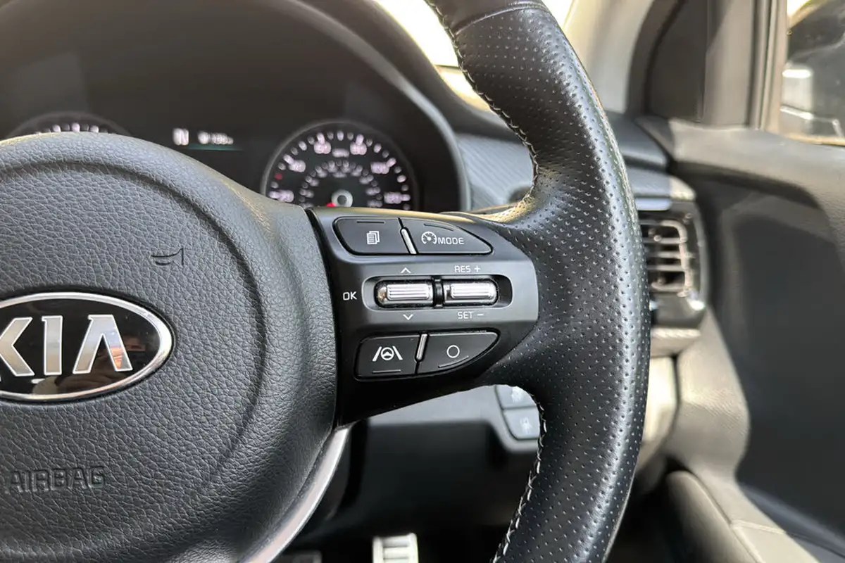 2021-kia-rio-10-t-gdi-gt-line-s-48v-big-16