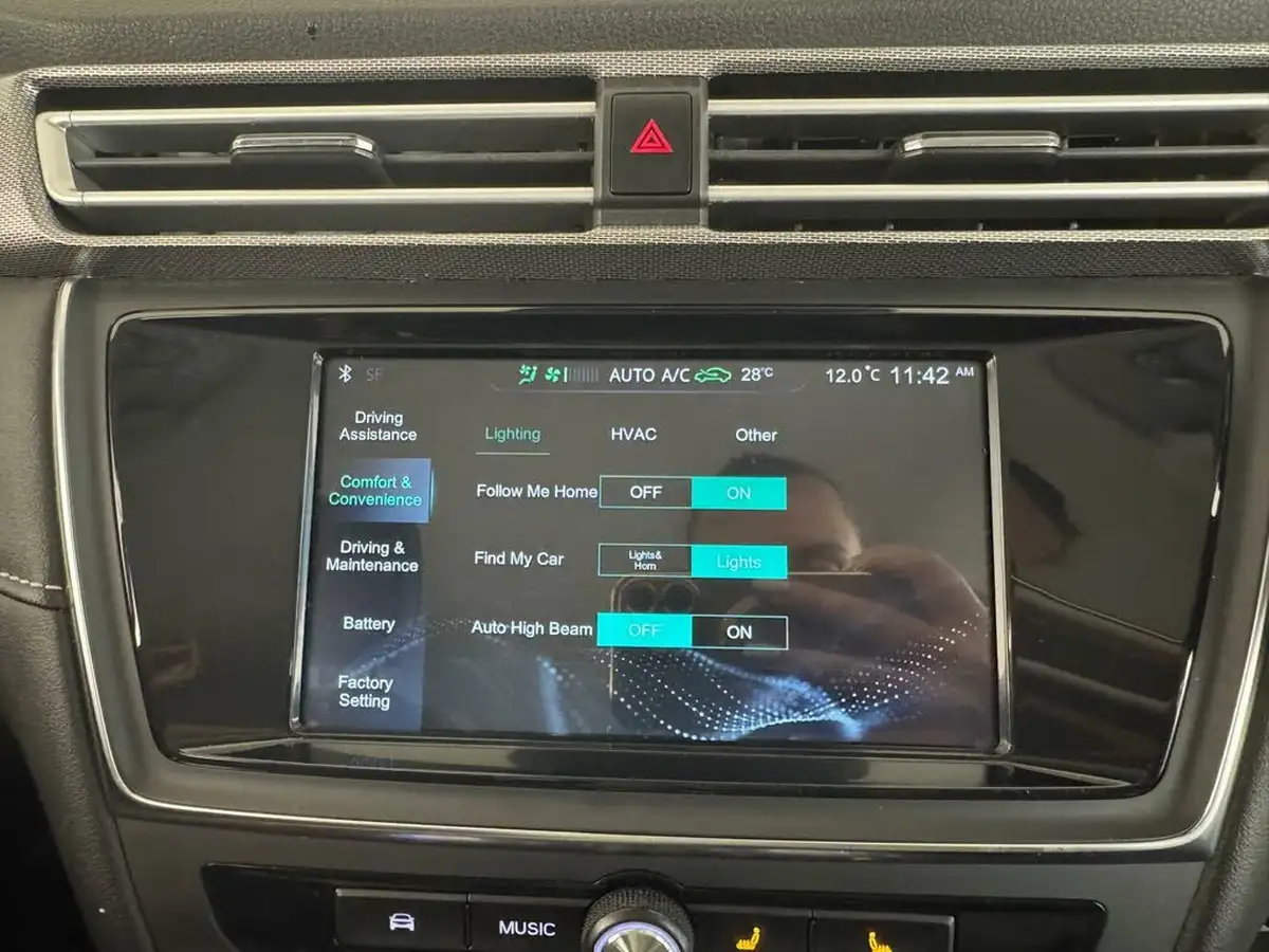 2021-mg-mg5-e-exclusive-ev-long-range-big-38