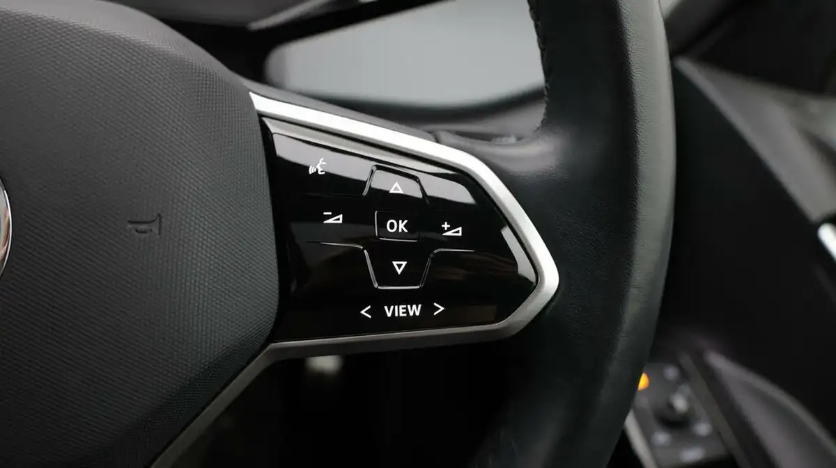 2022-volkswagen-id3-e-family-204ps-performance-big-26