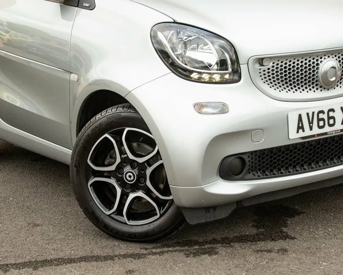 2016-smart-fortwo-10-prime-71bhp-ss-coupe-twinamic-big-10