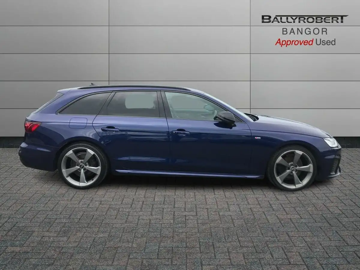 2021-audi-a4-avant-20-35-tfsi-black-edition-s-tronic-big-2