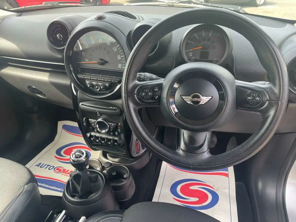 2014-mini-paceman-16td-cooper-d-4x4-all4-big-11