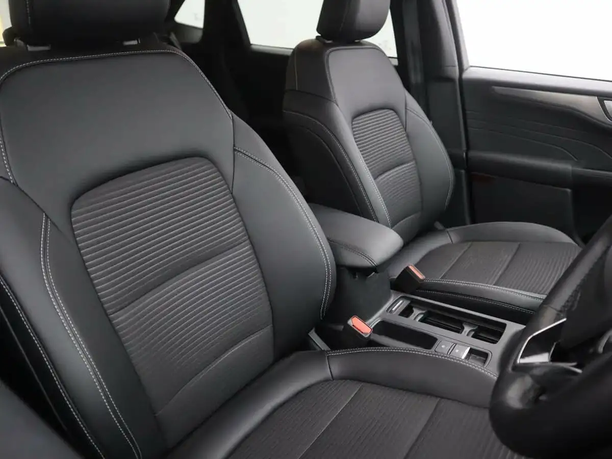 2023-ford-kuga-15t-titanium-edition-big-8