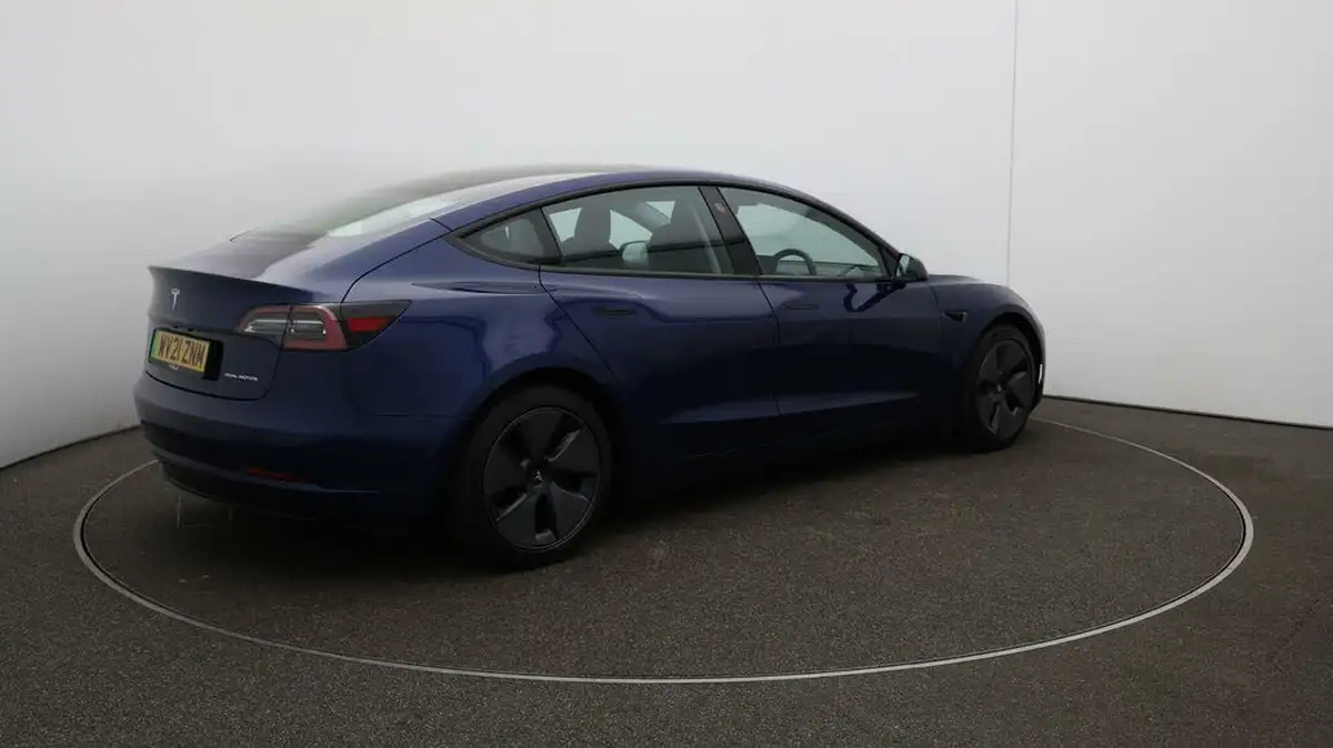 2021-tesla-model-3-e-long-range-4x4-big-43