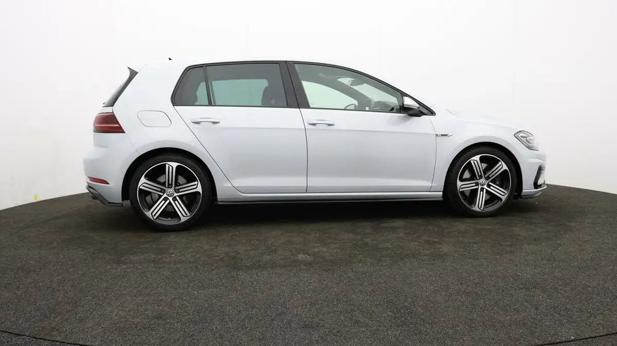 2019-volkswagen-golf-20-tsi-r-300ps-hatchback-5d-dsg-big-30