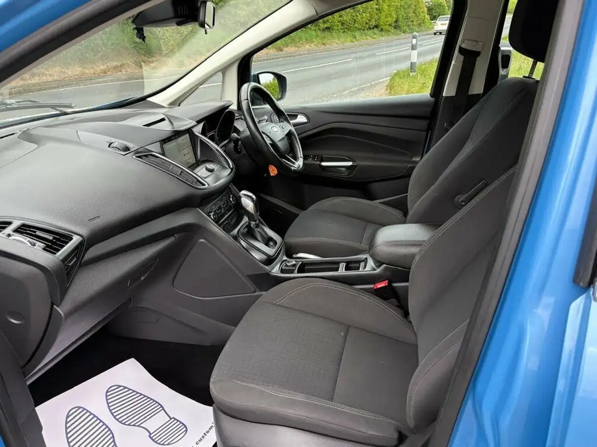 2016-ford-grand-c-max-15tdci-zetec-powershift-big-17
