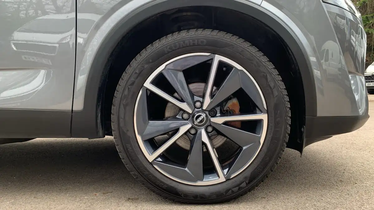 2022-nissan-qashqai-13-dig-t-tekna-158ps-xtronic-big-16
