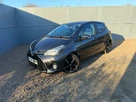 2016-toyota-yaris-15-vvt-i-design-hybrid-small-63
