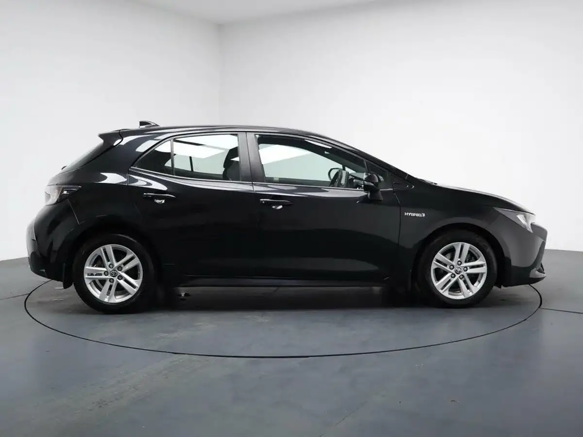 2020-toyota-corolla-18-vvt-i-icon-spare-wheel-hatchback-5d-big-13