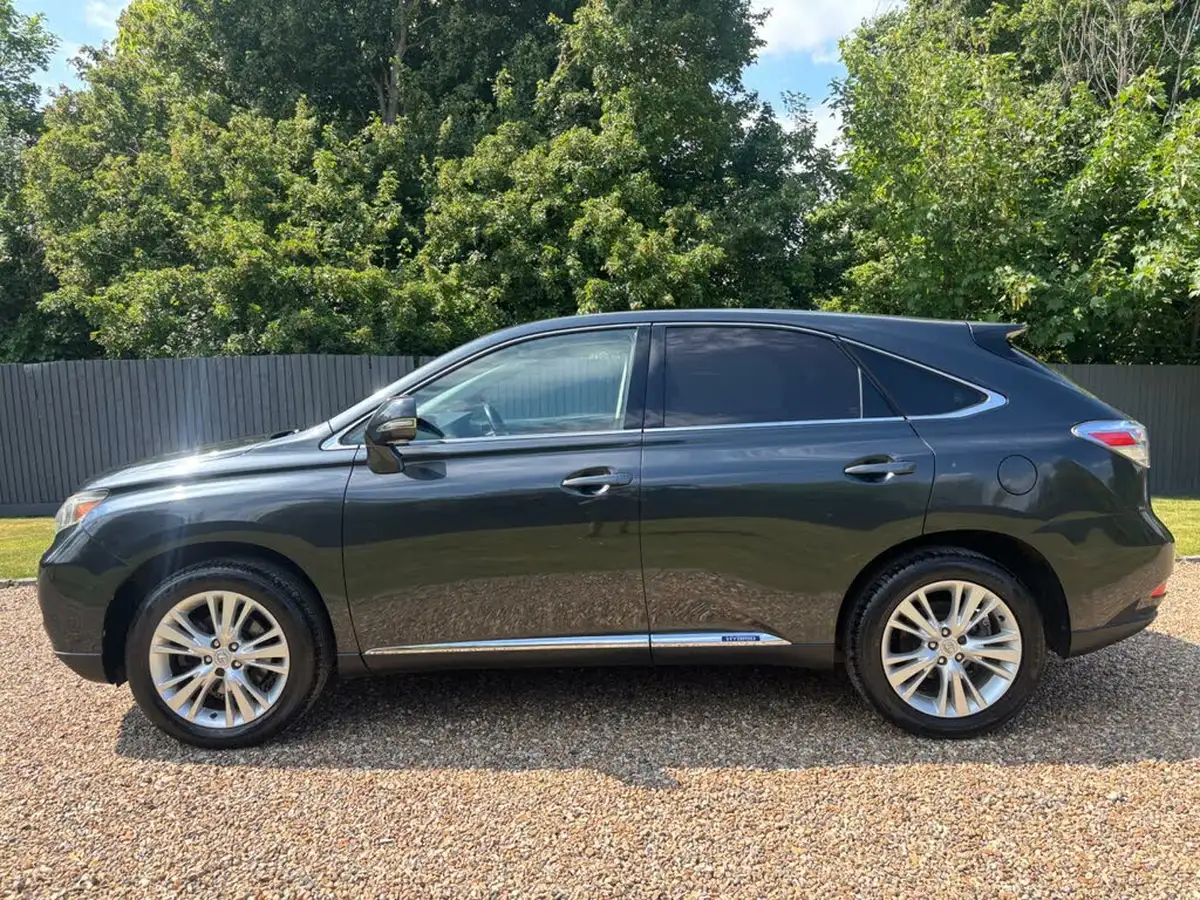 2009-lexus-rx-450h-35-se-i-big-10
