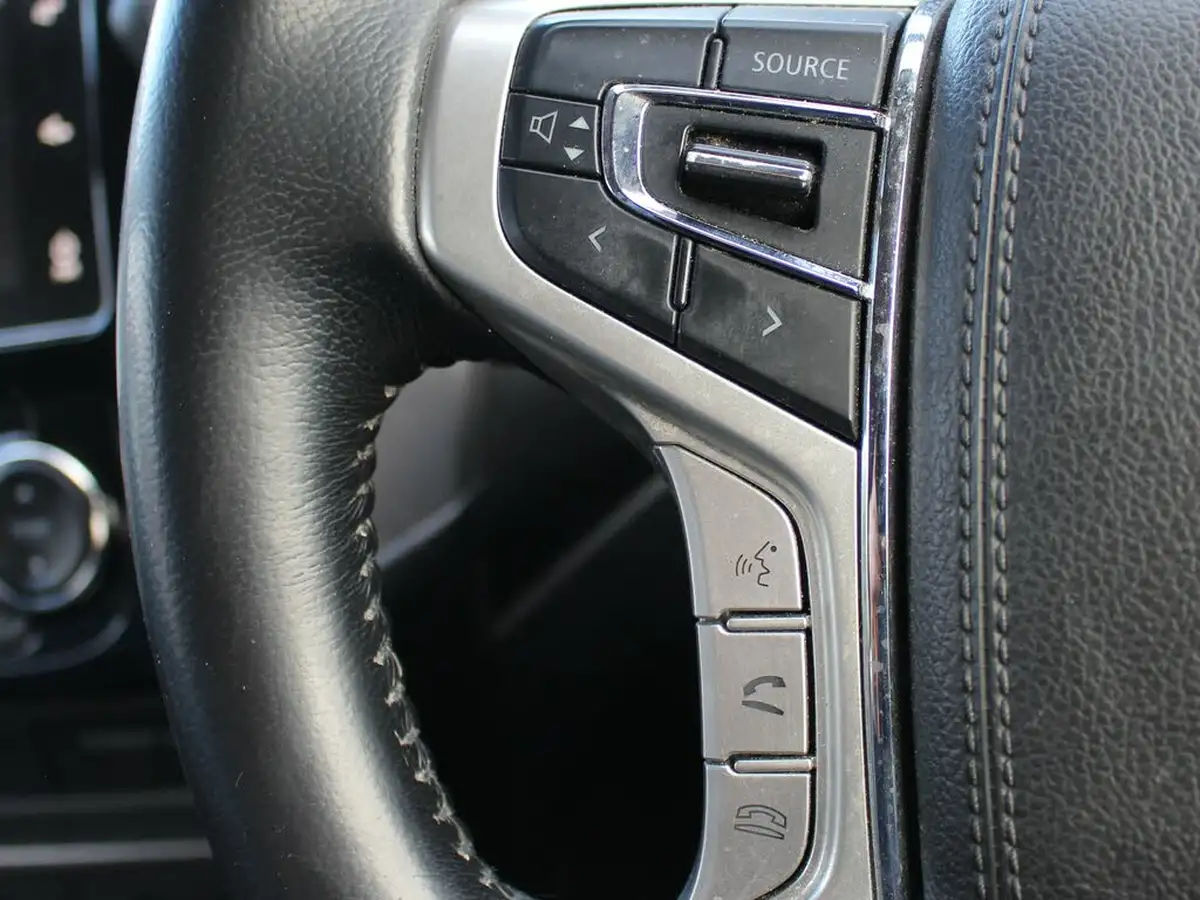 2021-mitsubishi-l200-22di-d-barbarian-big-56