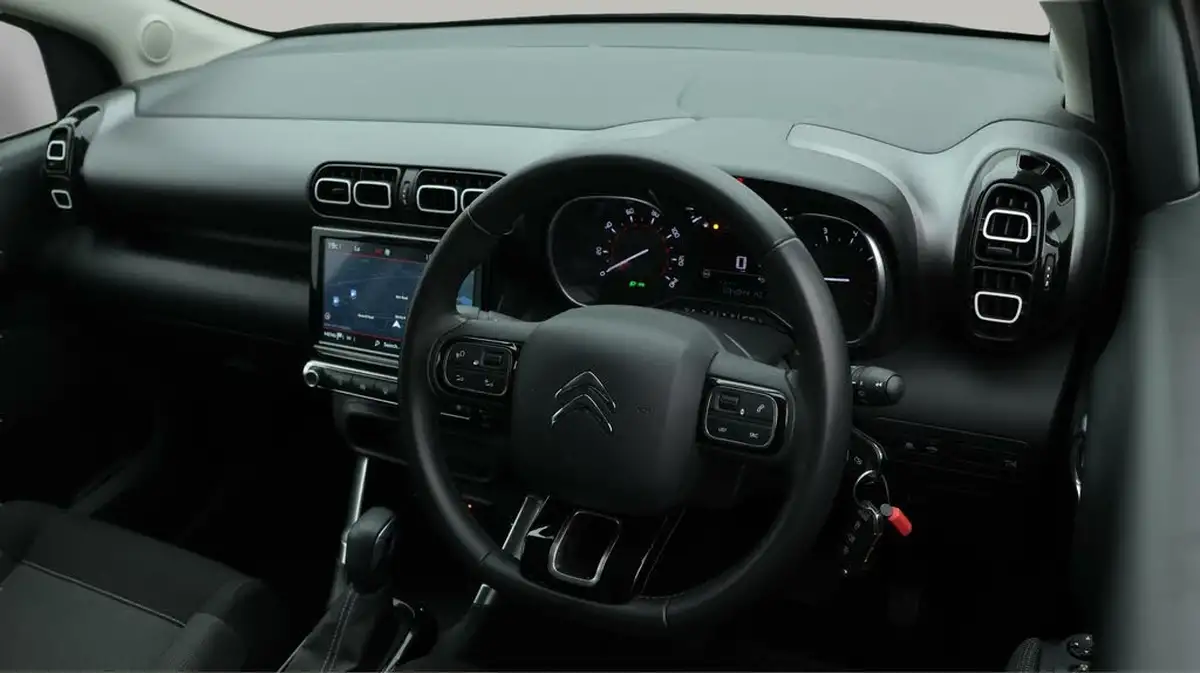 2022-citroen-c3-aircross-12-puretech-shine-130ps-eat6-big-9