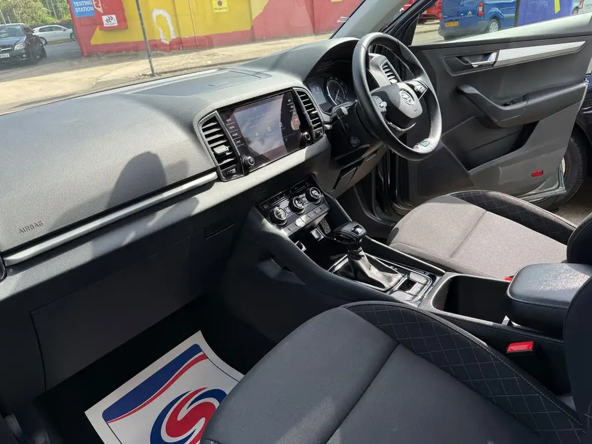 2021-skoda-karoq-15-tsi-se-technology-dsg-big-21