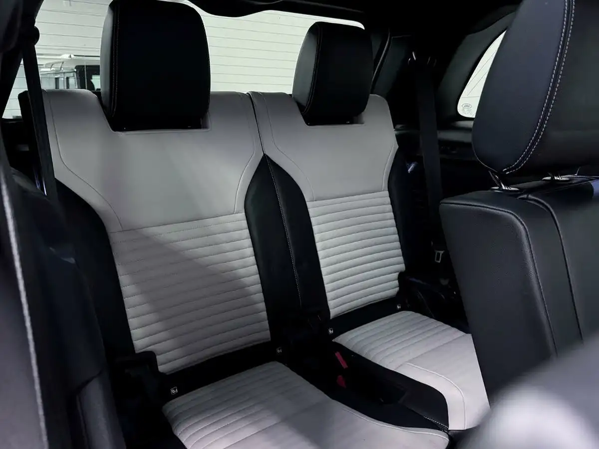 2021-land-rover-discovery-30-d250-r-dynamic-se-250ps-big-49