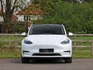 2022-tesla-model-y-e-long-range-small-38