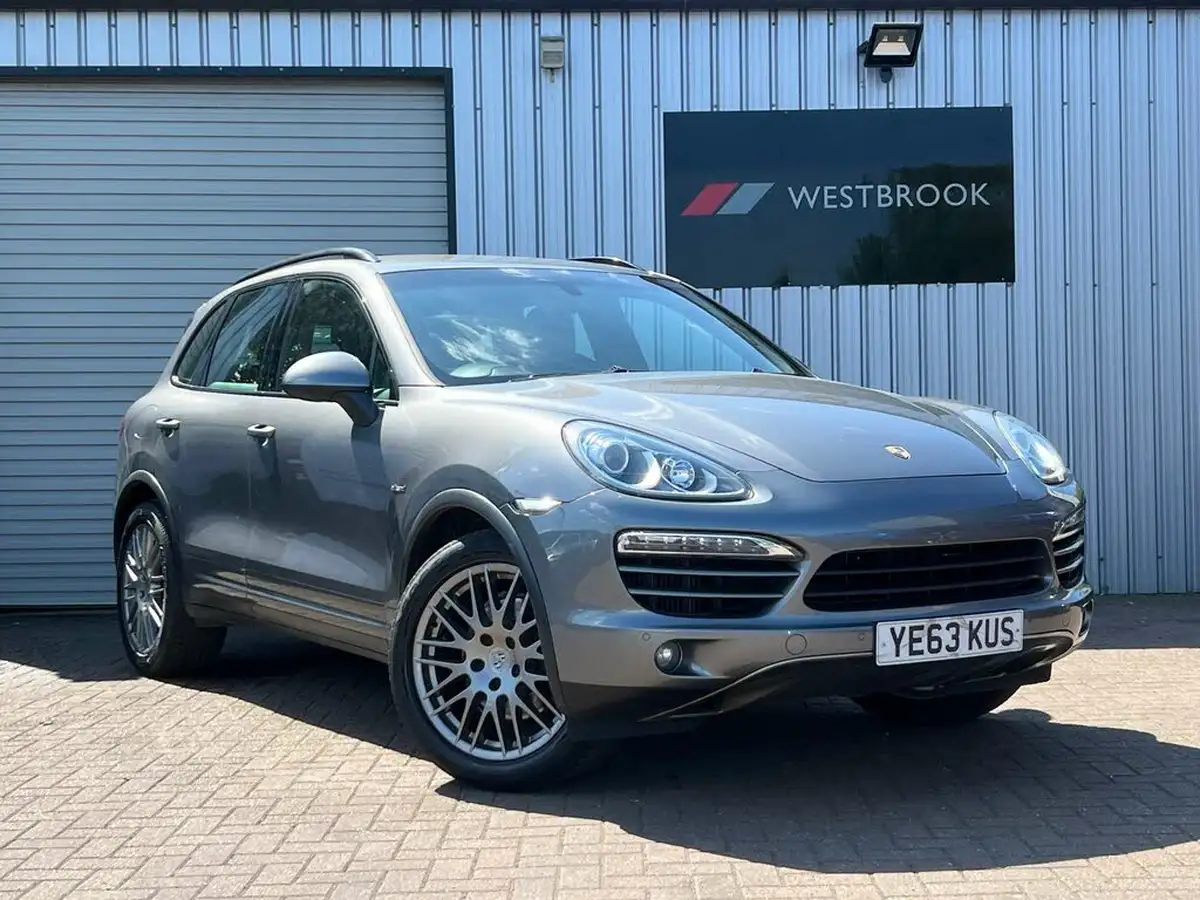 2013-porsche-cayenne-30td-big-6