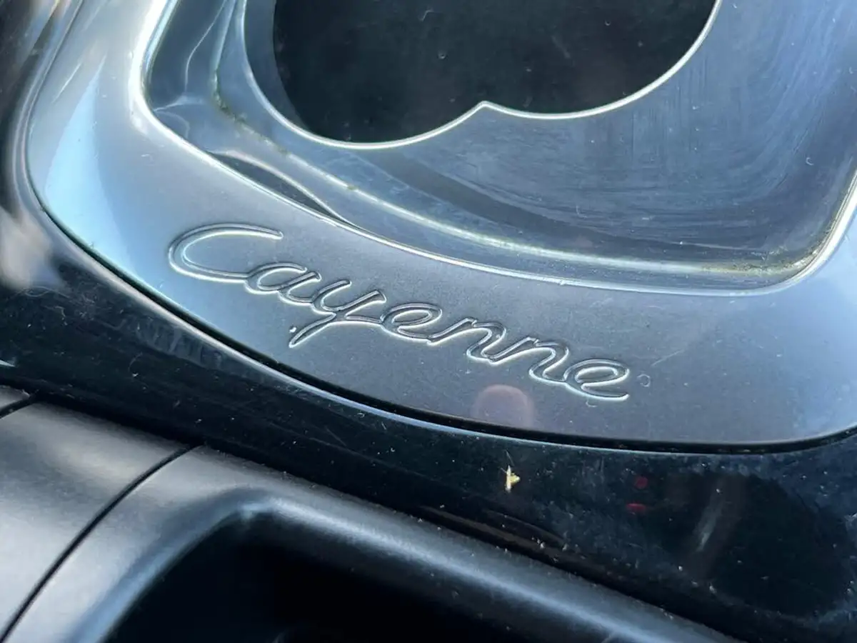 2013-porsche-cayenne-30td-big-34