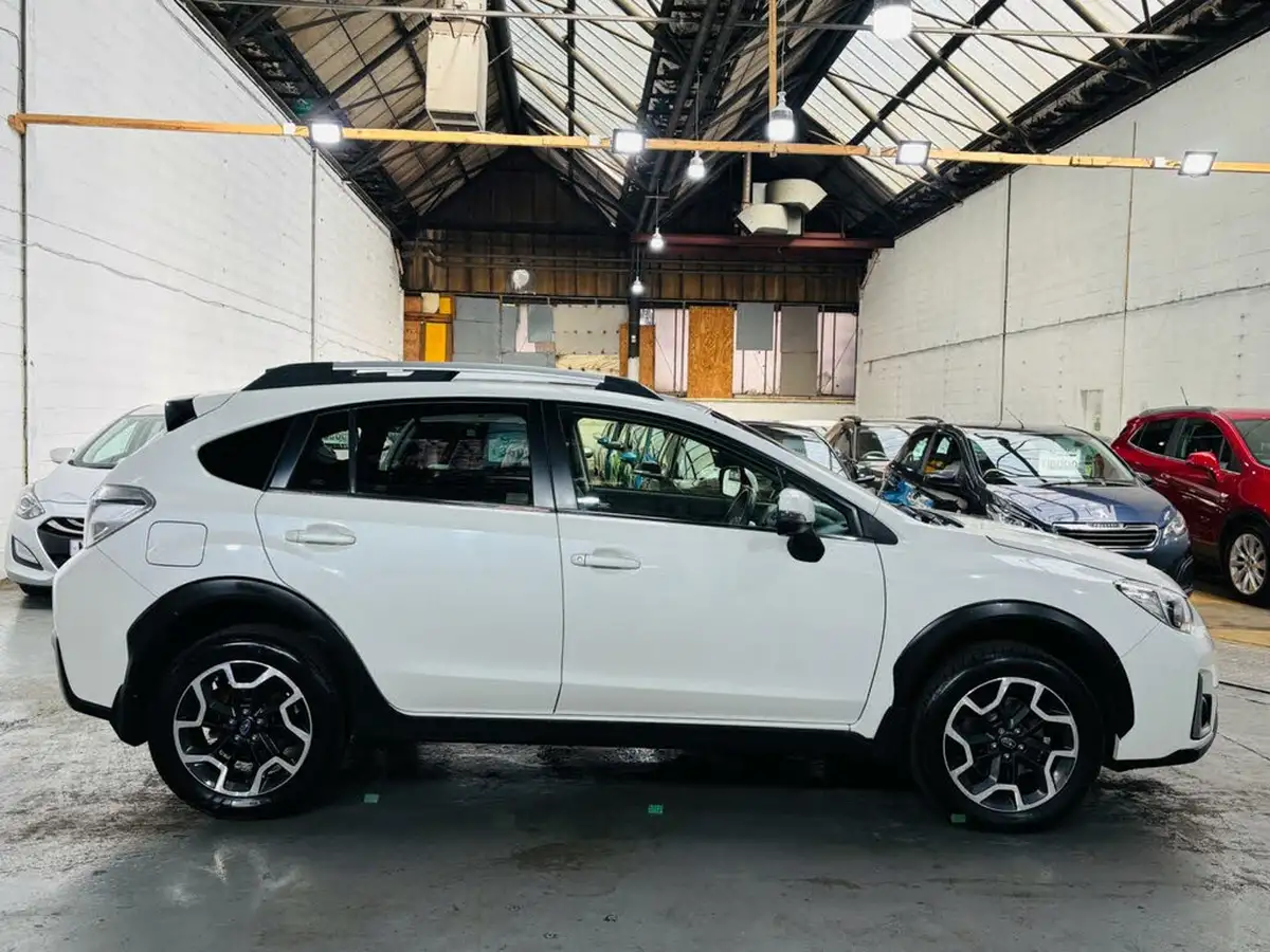 2017-subaru-xv-20i-se-premium-lineartronic-big-6