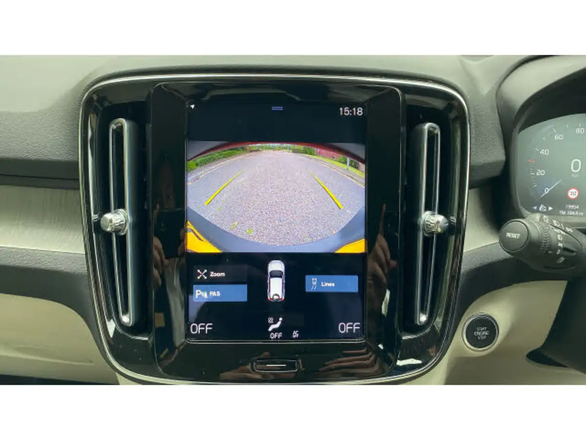 2021-volvo-xc40-15-t5-inscription-262bhp-big-31