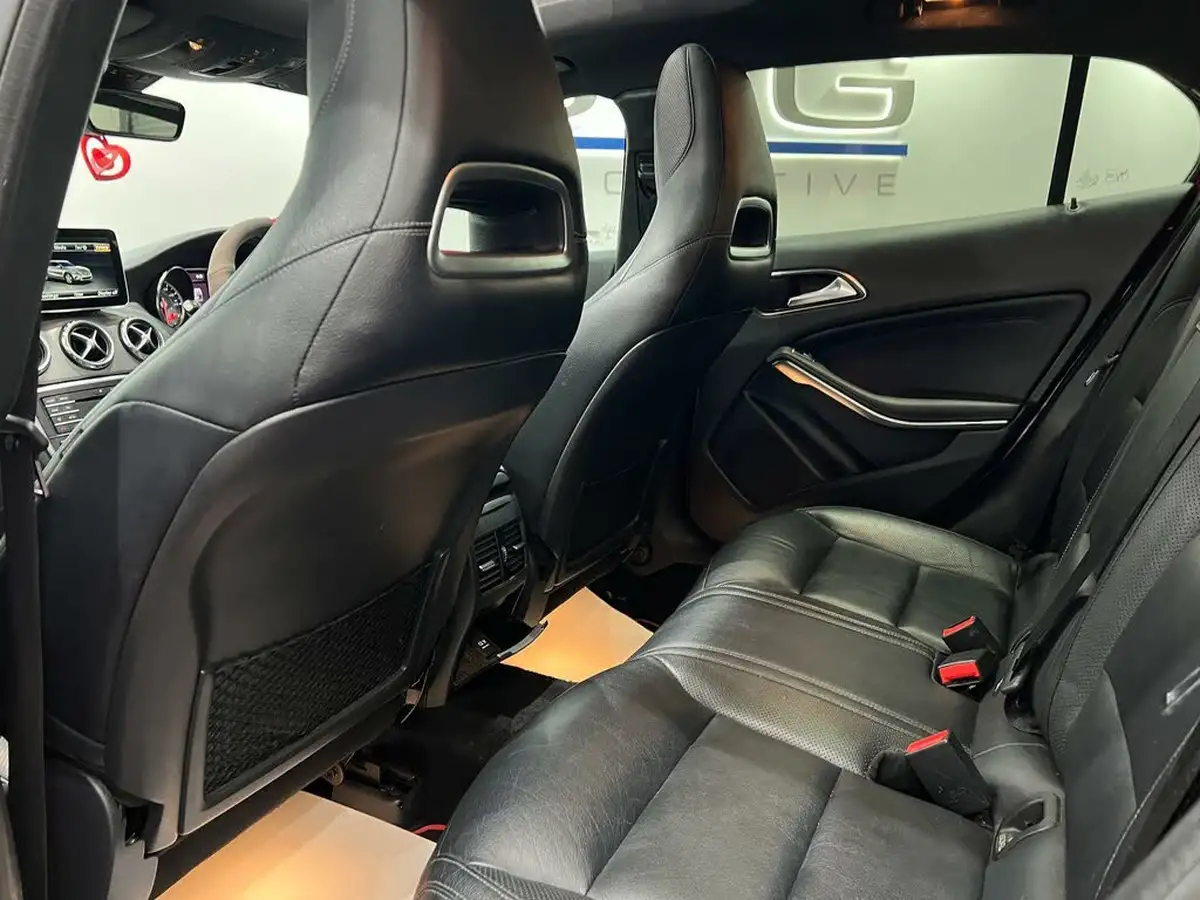 2015-mercedes-benz-gla-class-21d-gla-200d-amg-line-4matic-premium-plusss-7g-dct-big-49