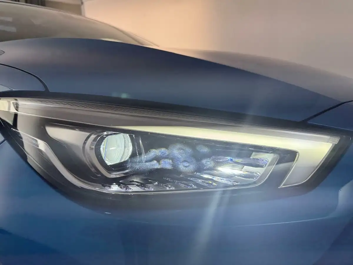 2022-mg-zs-suv-e-trophy-ev-176ps-big-50
