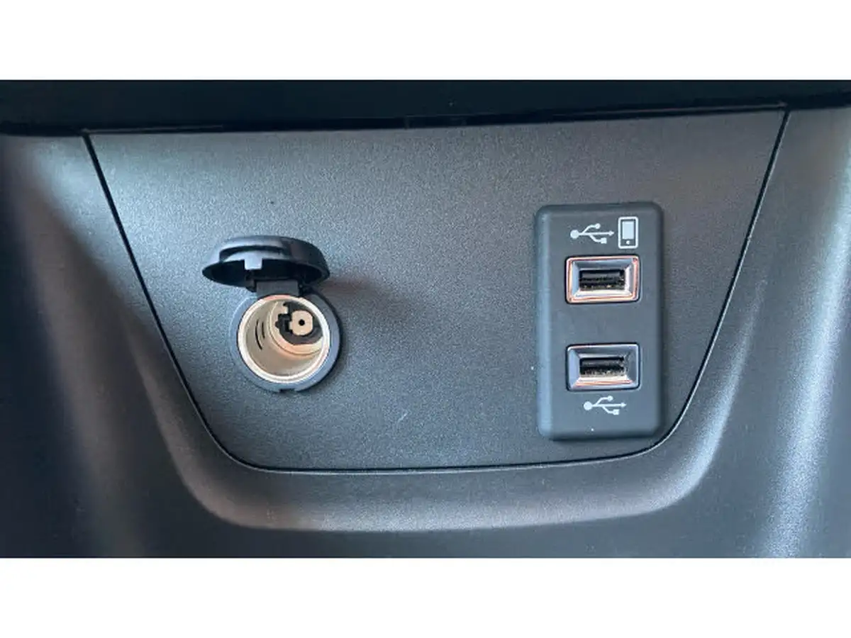 2022-vauxhall-crossland-12i-gs-line-big-33