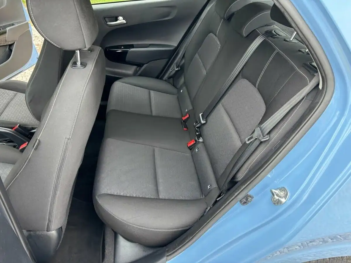 2017-kia-picanto-10-2-big-13