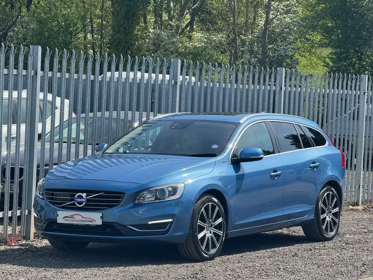 2014-volvo-v60-24td-d6-hybrid-big-34