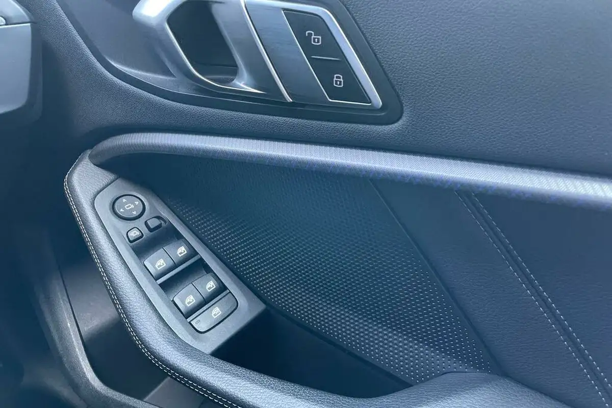 2022-bmw-2-series-20-m235i-xdrive-big-42