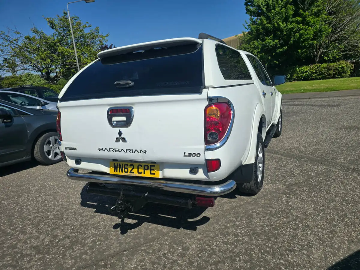2012-mitsubishi-l200-25td-barbarian-eu-v-cab-big-33