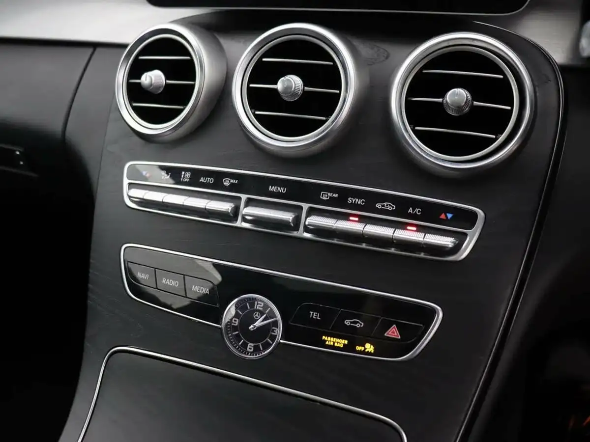 2020-mercedes-benz-c-class-20d-c300d-amg-line-244ps-premium-plus-coupe-2d-big-19