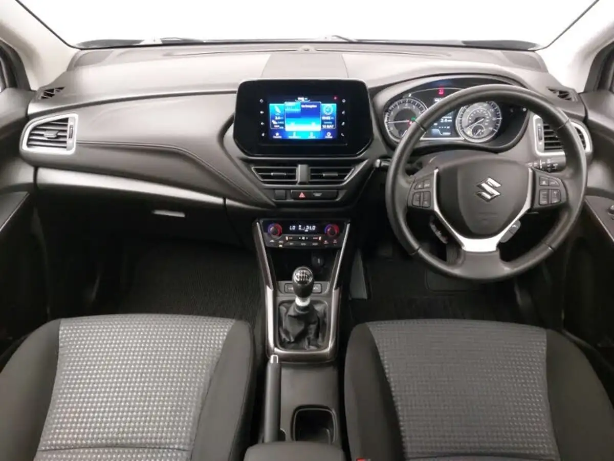 2023-suzuki-s-cross-14-boosterjet-motion-big-2
