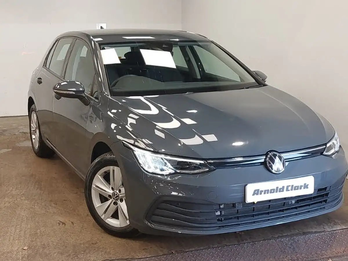 2024-volkswagen-golf-10-tsi-life-hatchback-big-0