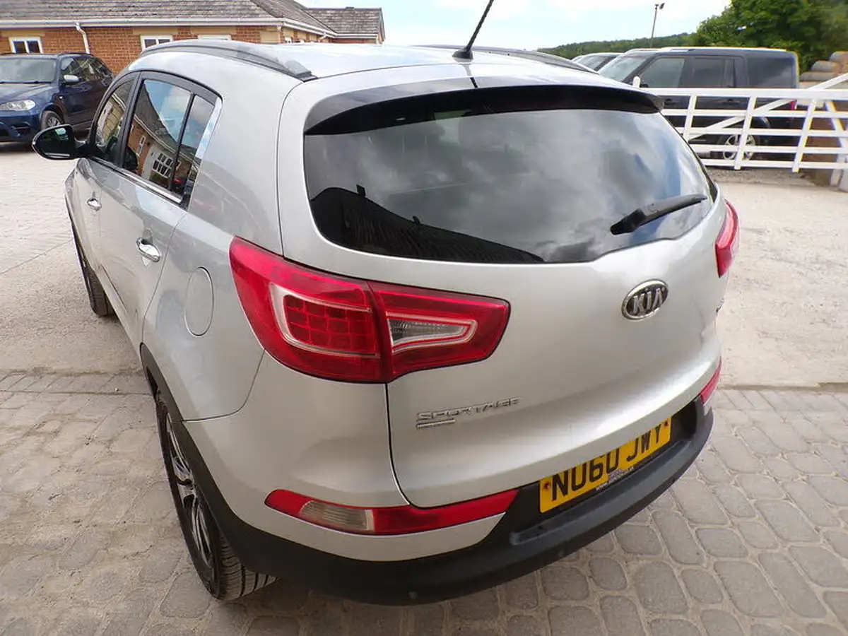2010-kia-sportage-20td-first-edition-auto-big-5