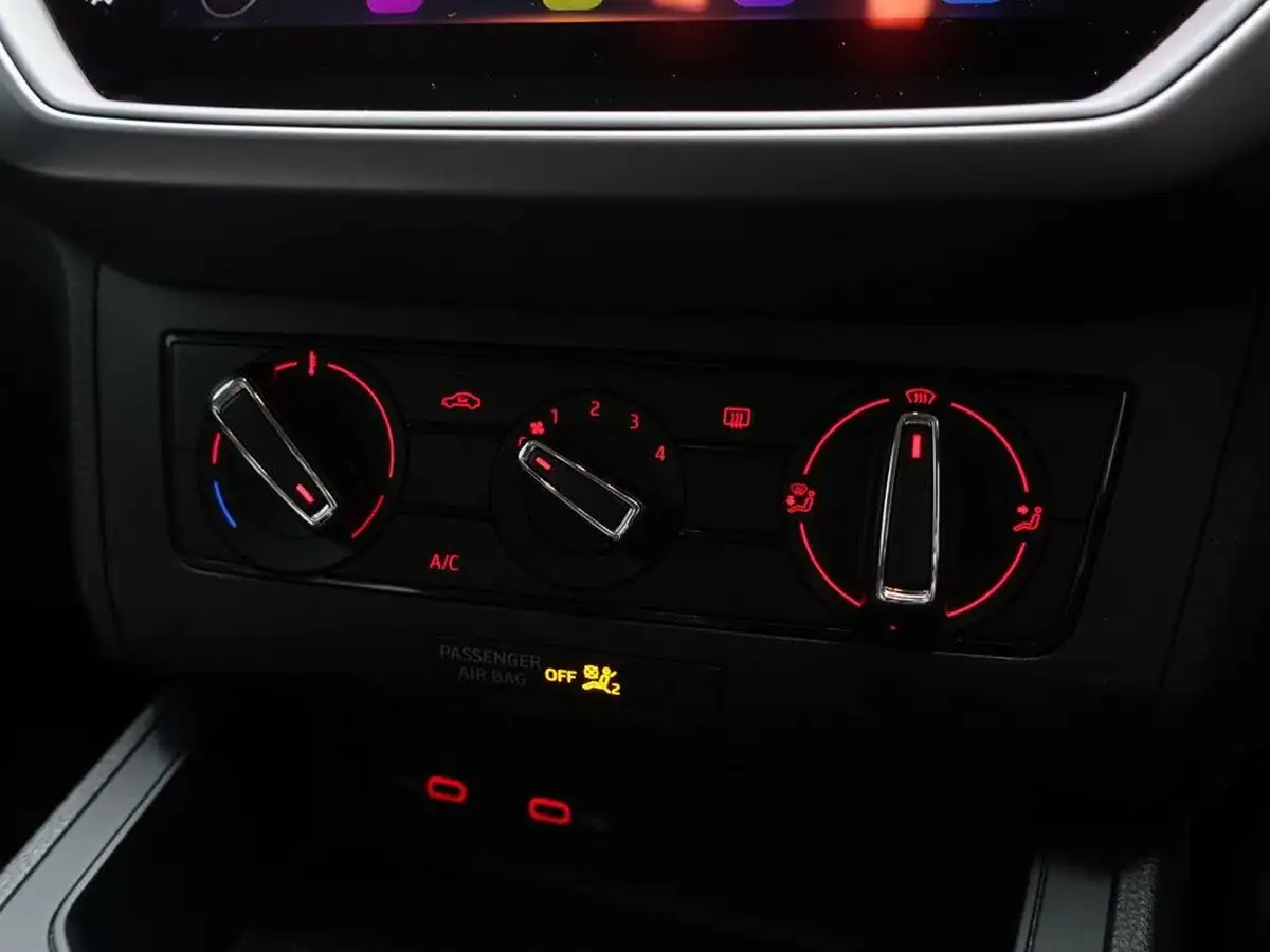 2021-seat-ibiza-10-tsi-se-technology-big-28