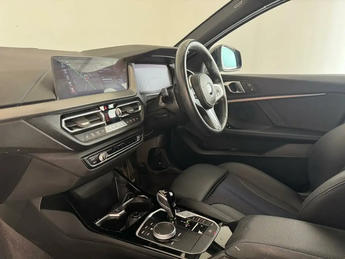 2023-bmw-1-series-15-118i-m-sport-lcp-dct-big-8
