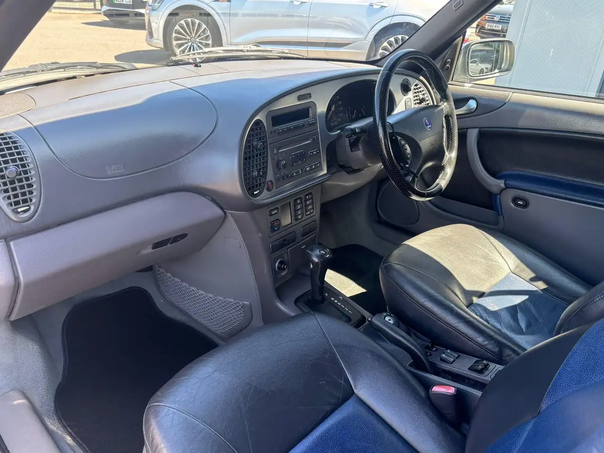 2001-saab-9-3-20-se-convertible-2d-auto-big-9
