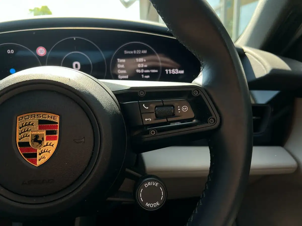 2023-porsche-taycan-e-4s-sport-turismo-530ps-big-16