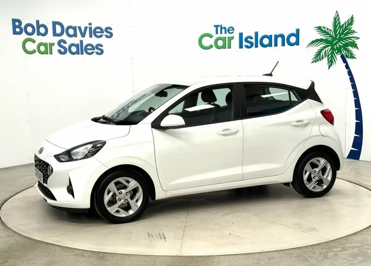 2020-hyundai-i10-12-se-connect-auto-big-4