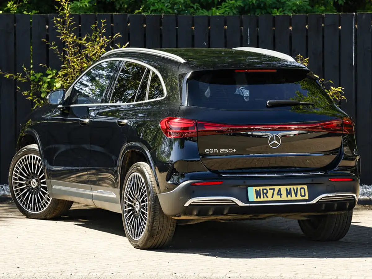 2024-mercedes-benz-eqa-e-eqa-250-amg-line-premium-big-1