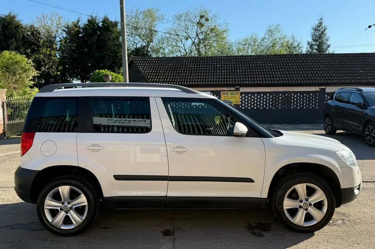 2013-skoda-yeti-12-se-105ps-big-9