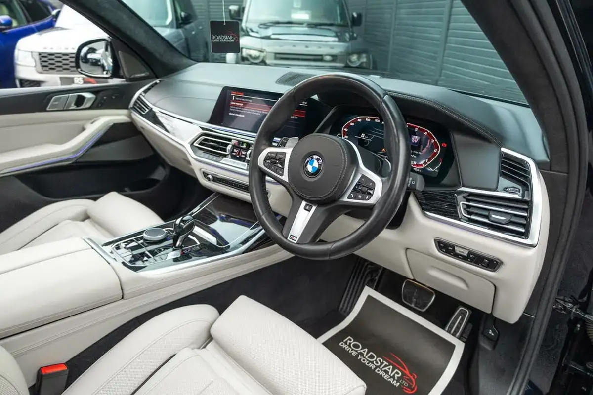 2020-bmw-x7-30td-m50d-big-9