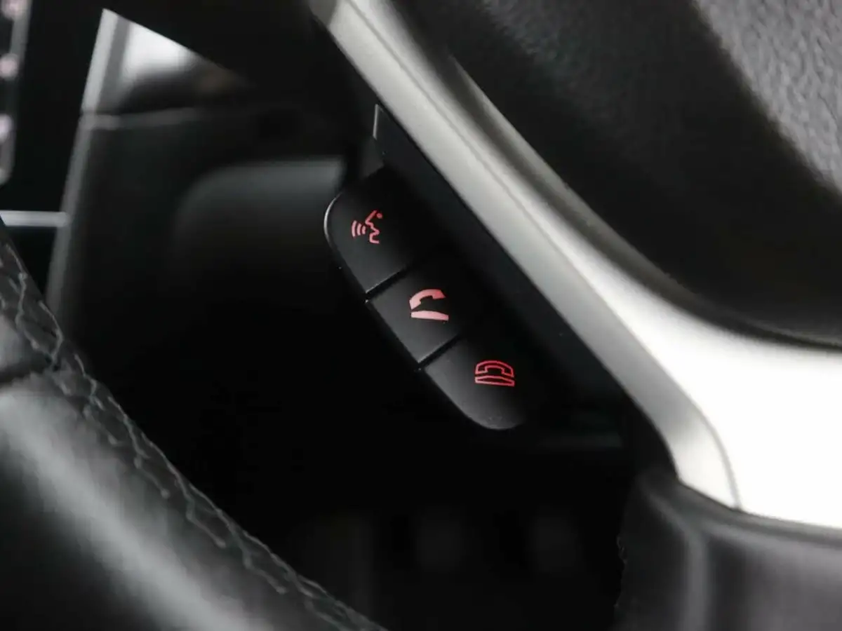 2025-suzuki-vitara-14-boosterjet-sz-t-big-15