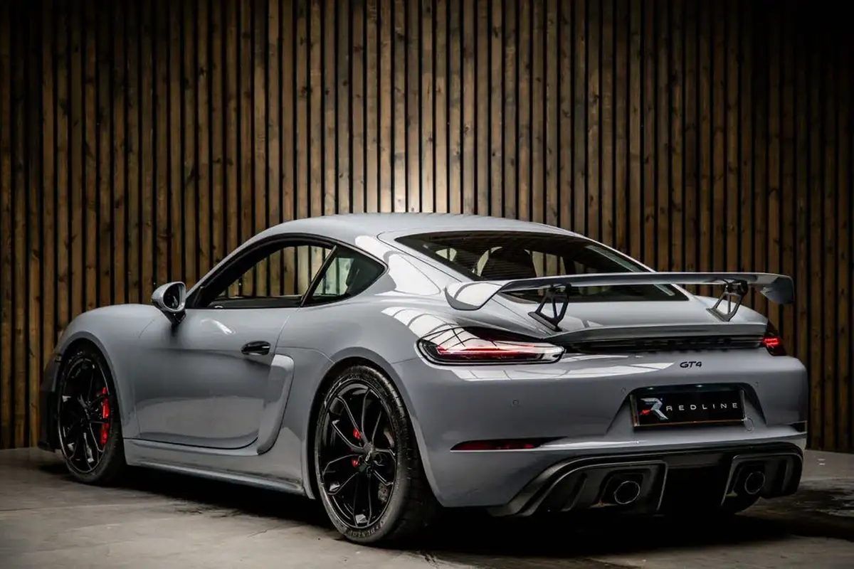 2023-porsche-cayman-718-40-cayman-gt4-pdk-big-2