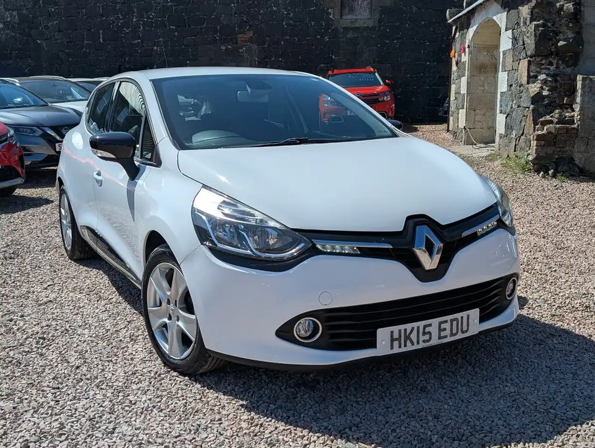 2015-renault-clio-12-dynamique-big-0