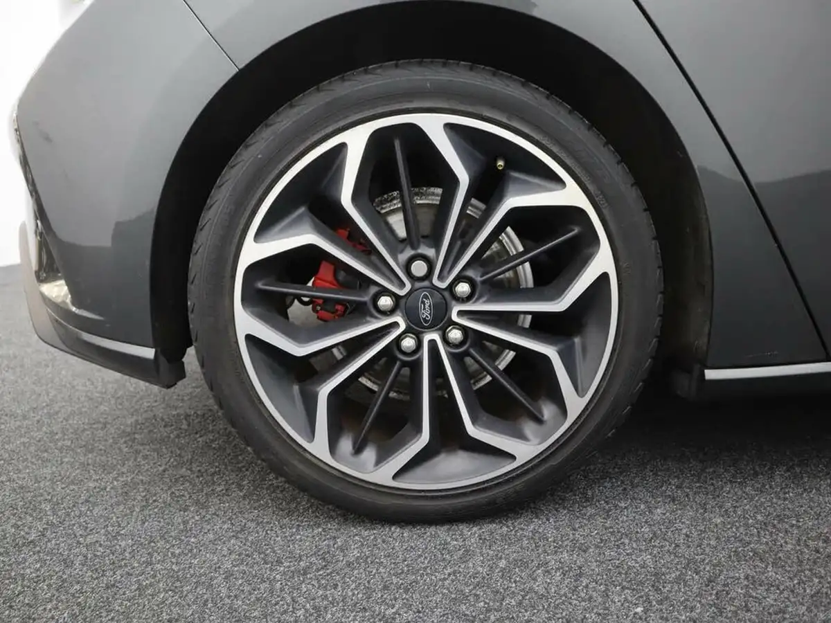 2019-ford-focus-10t-st-line-x-ss-hatchback-big-6