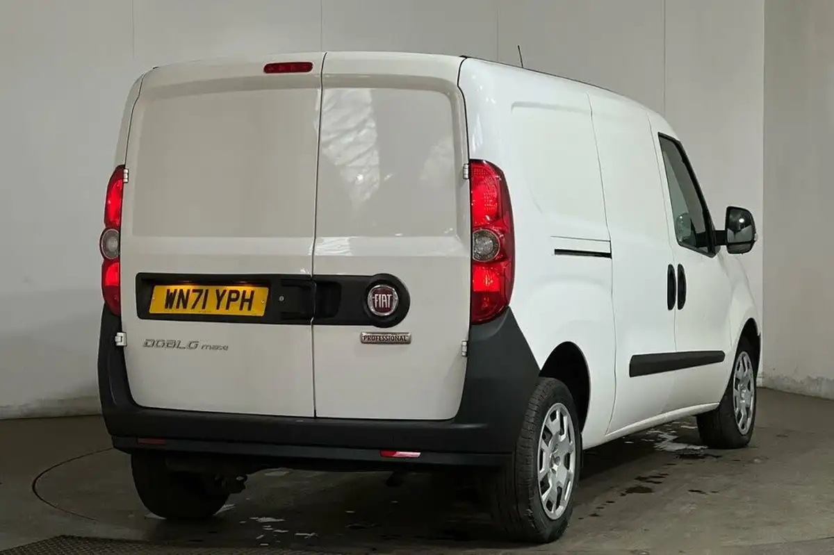 2021-fiat-doblo-cargo-13td-l2h1-maxi-panel-van-big-19