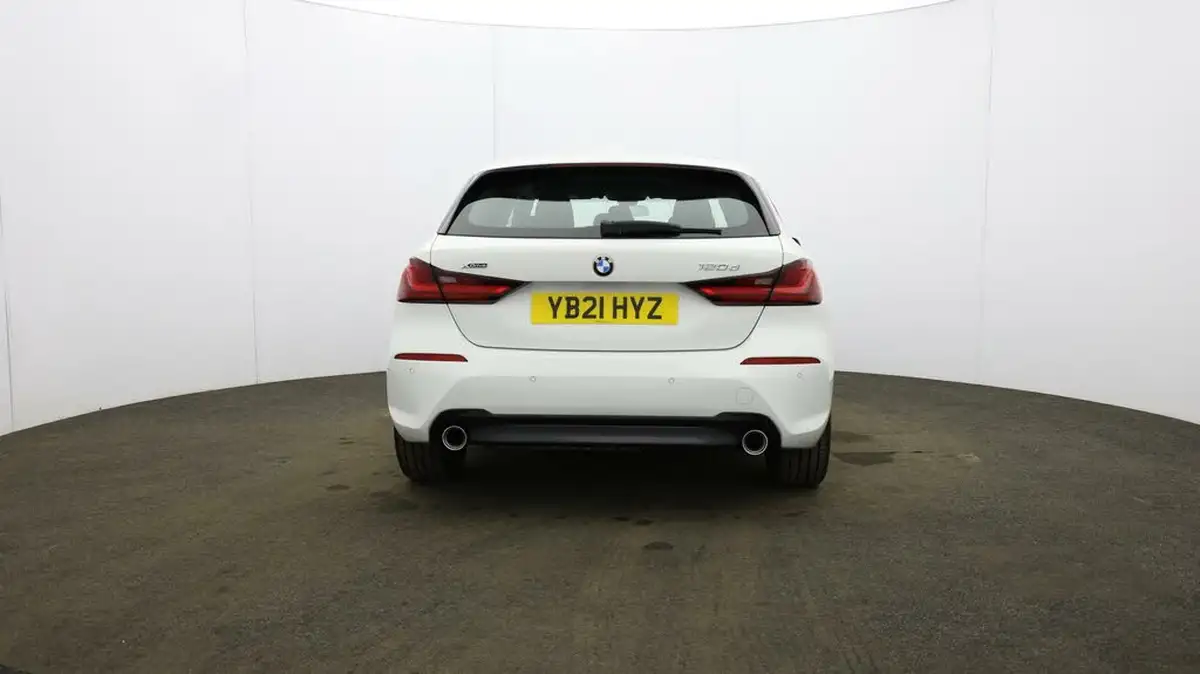 2021-bmw-1-series-20td-120d-xdrive-sport-lcp-big-62
