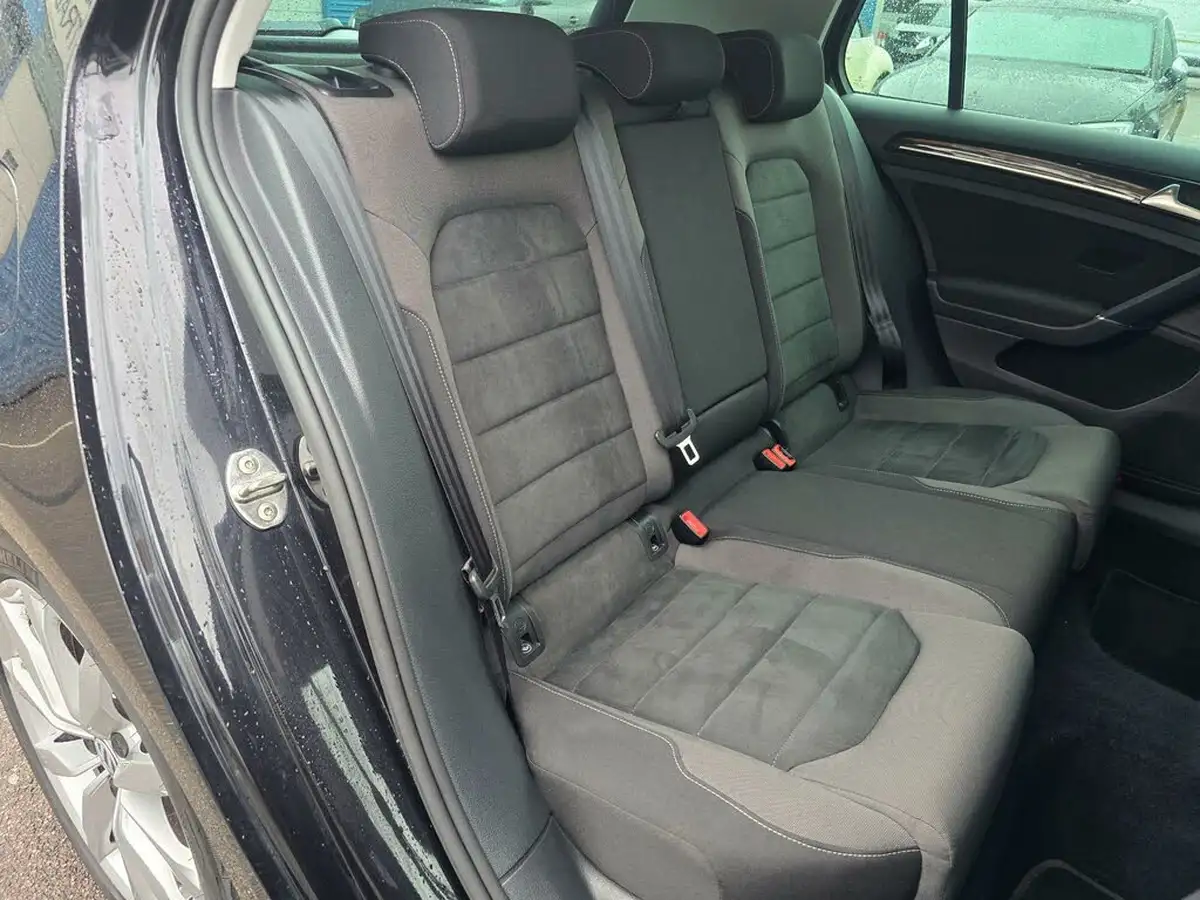 2017-volkswagen-golf-15-tsi-gt-130ps-hatchback-5d-dsg-big-56